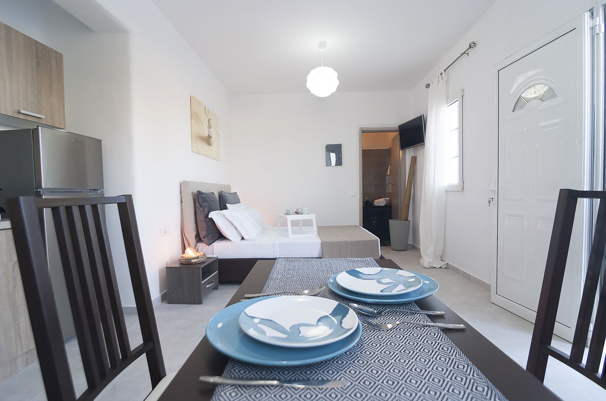 Avalon Mykonos Suites Супер Парадайз Бийч Екстериор снимка